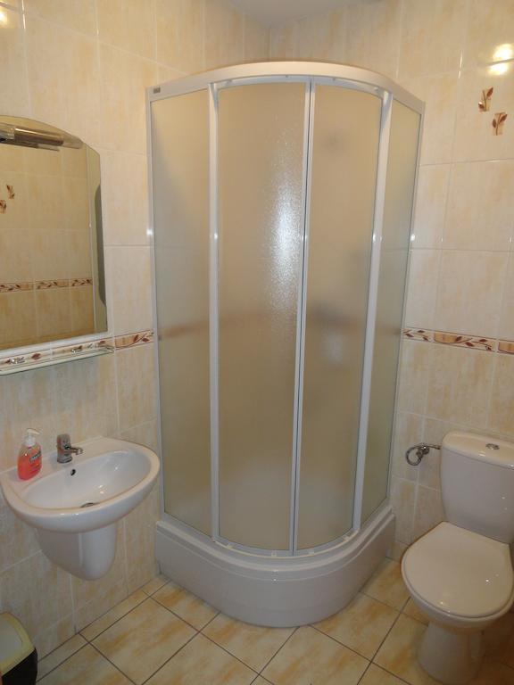 Hotel Wielkopolanka Шрода-Вєлькопольска Номер фото